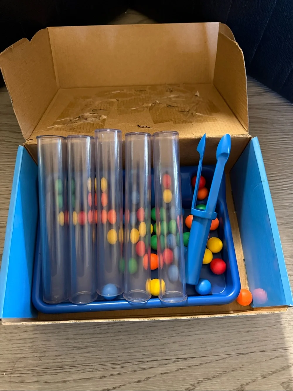 N/A tweezertongs color